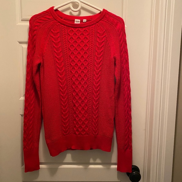 GAP Cable-Knit Crewneck Sweater - Picture 1 of 5